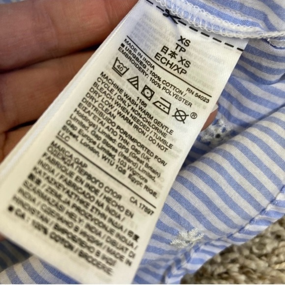 Gap Striped Embroidered Eyelet Tiered Peasant Blouse Tassels Puff Sleeves Sz XS - Picture 13 of 16